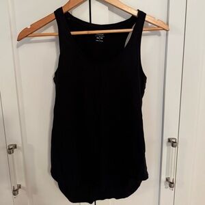 Old Navy Relaxed Fit Black Tank size XS